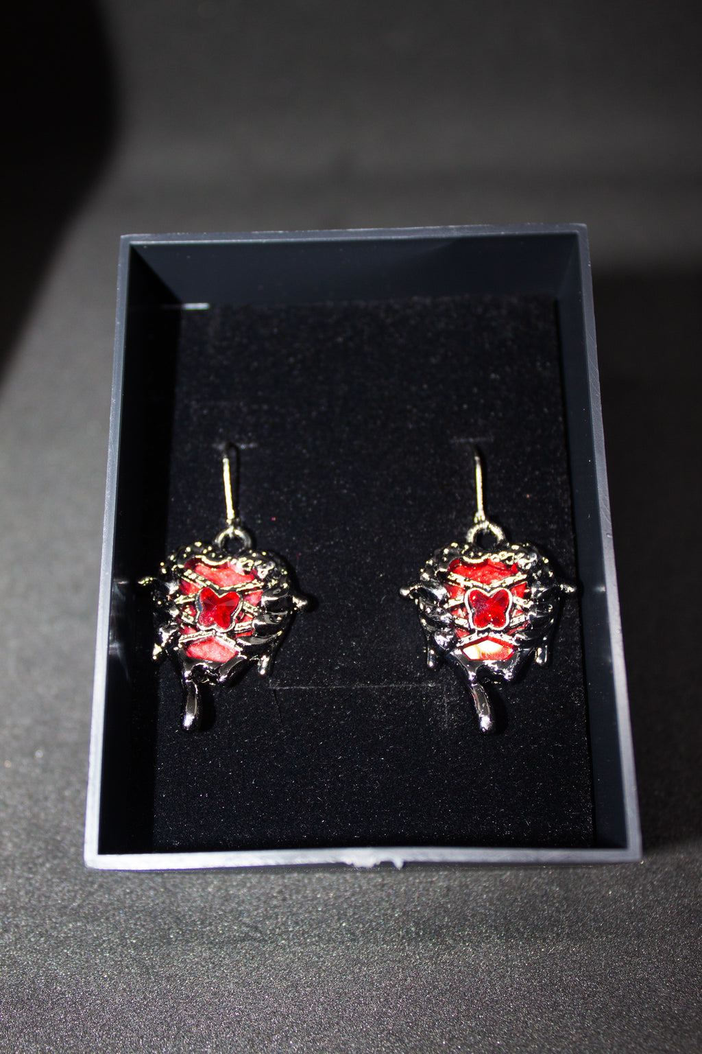 Kızıl Mühür Küpe