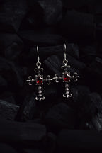 Kan Taşı Haç Küpe