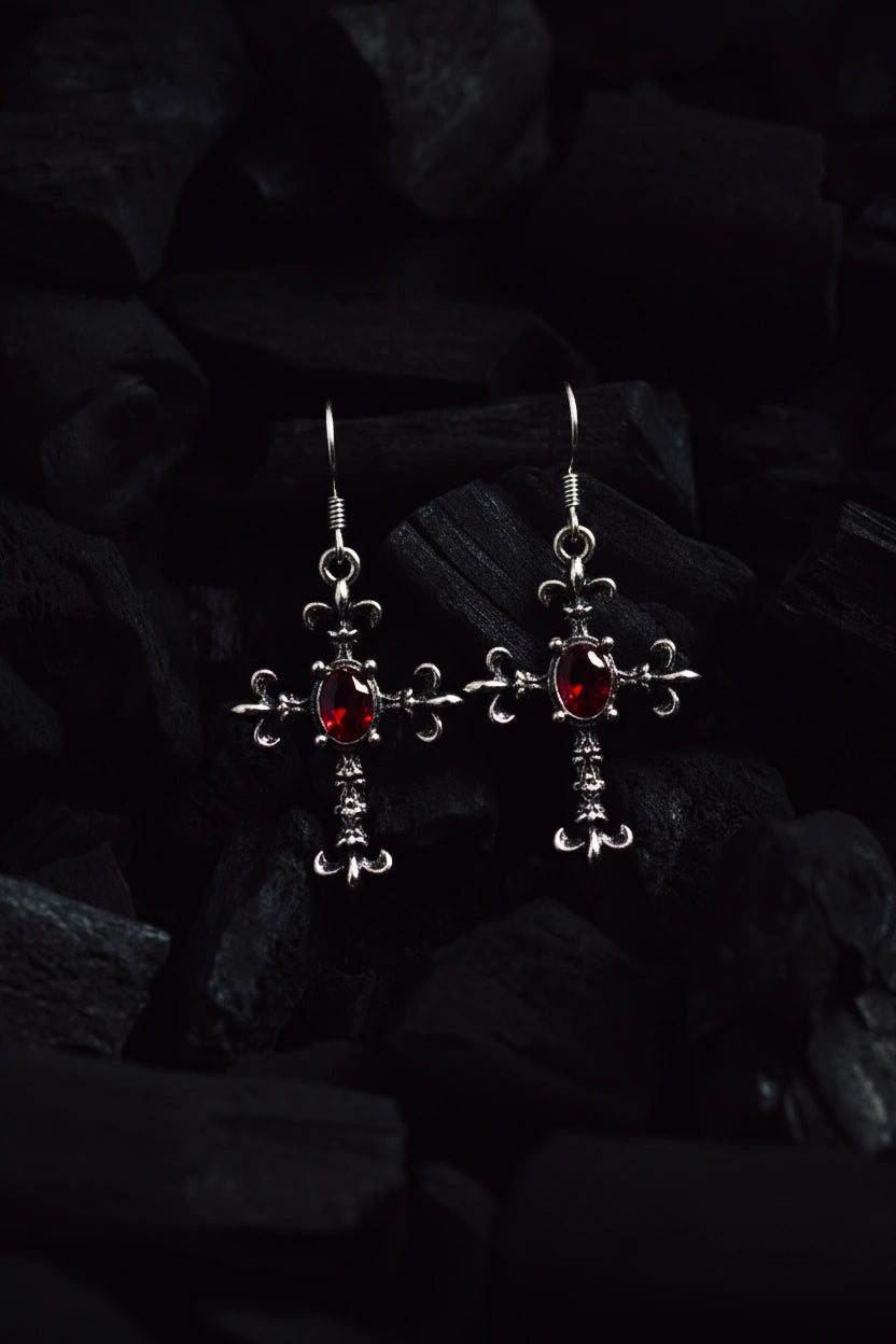 Kan Taşı Haç Küpe