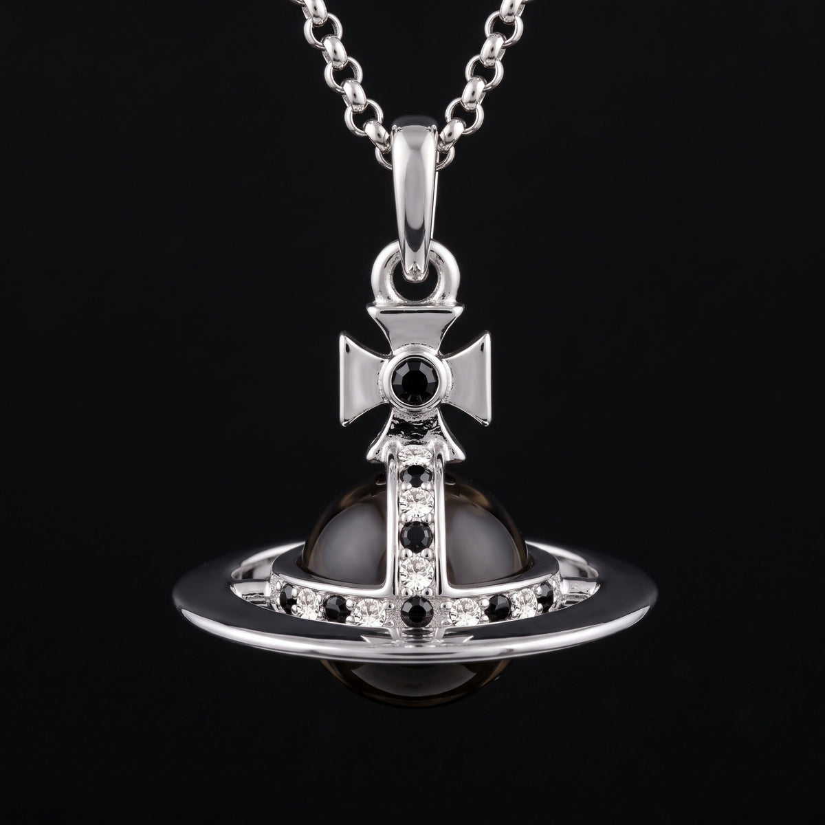Saturn Cruciger